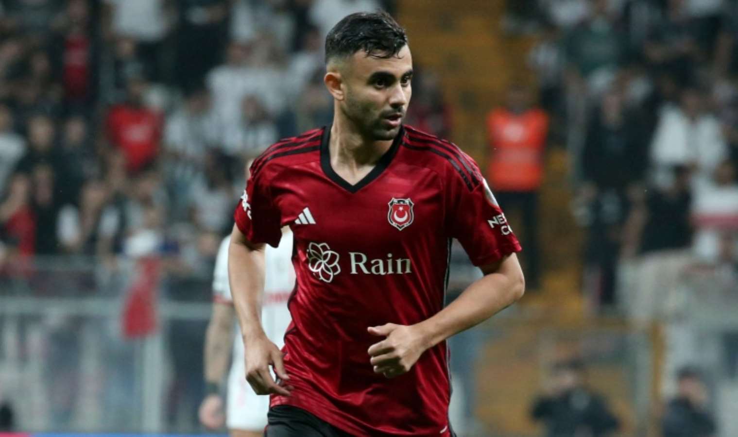 Rachid Ghezzal'dan Beşiktaş'a kötü haber: Oyuna devam edemedi!