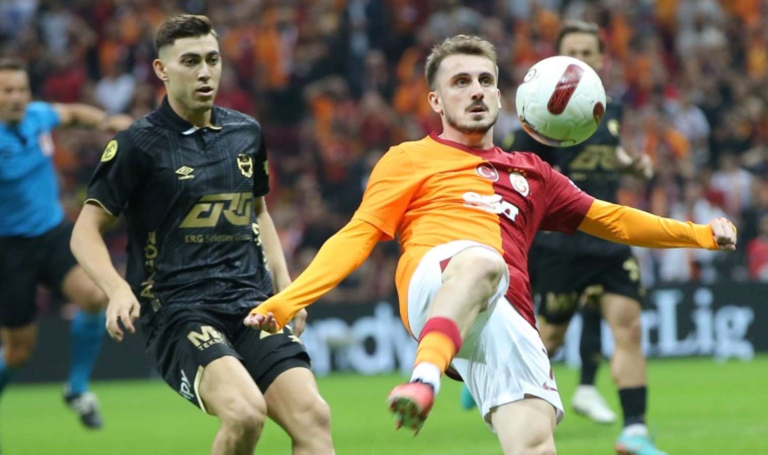 Spor yazarları Galatasaray - Ankaragücü maçını yorumladı: 'Old Trafford için umut veren performans'