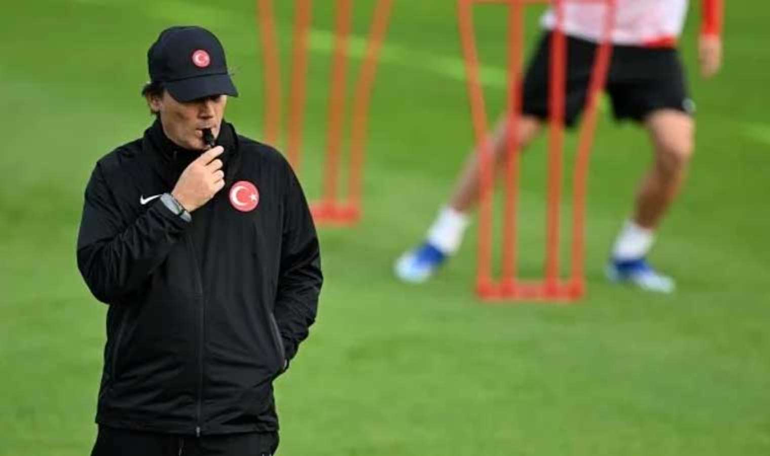 Montella: 'Ruhlarını sahada bırakan bir futbolcu grubu vardı'