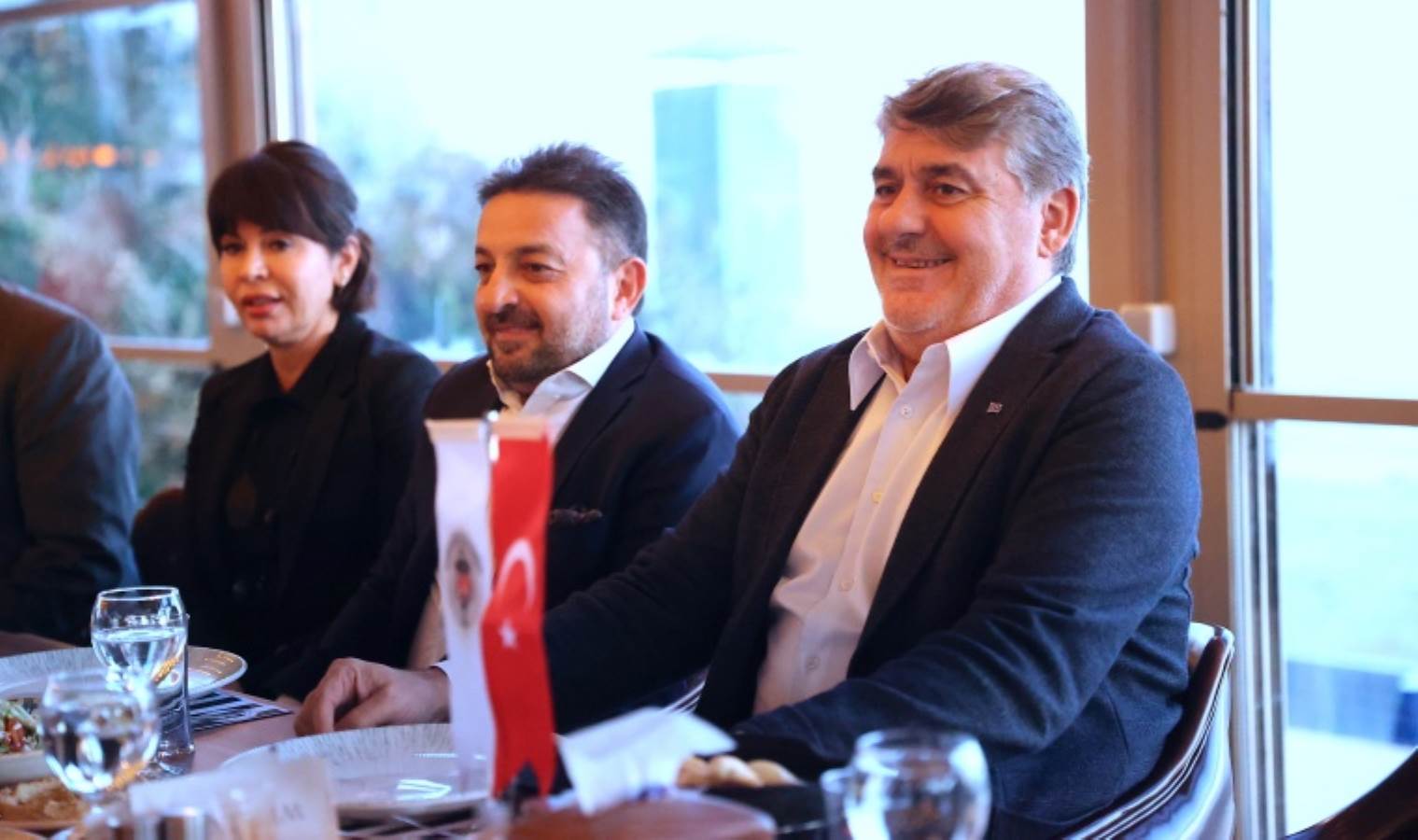 Beşiktaş Başkanı Adayı Serdal Adalı, siyah-beyazlı taraftarlara seslendi!