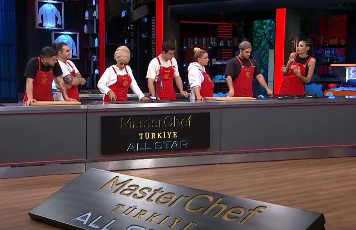 Masterchef'te sular durulmuyor! İşte Allstar'da gergin dokunulmazlık oyunu...