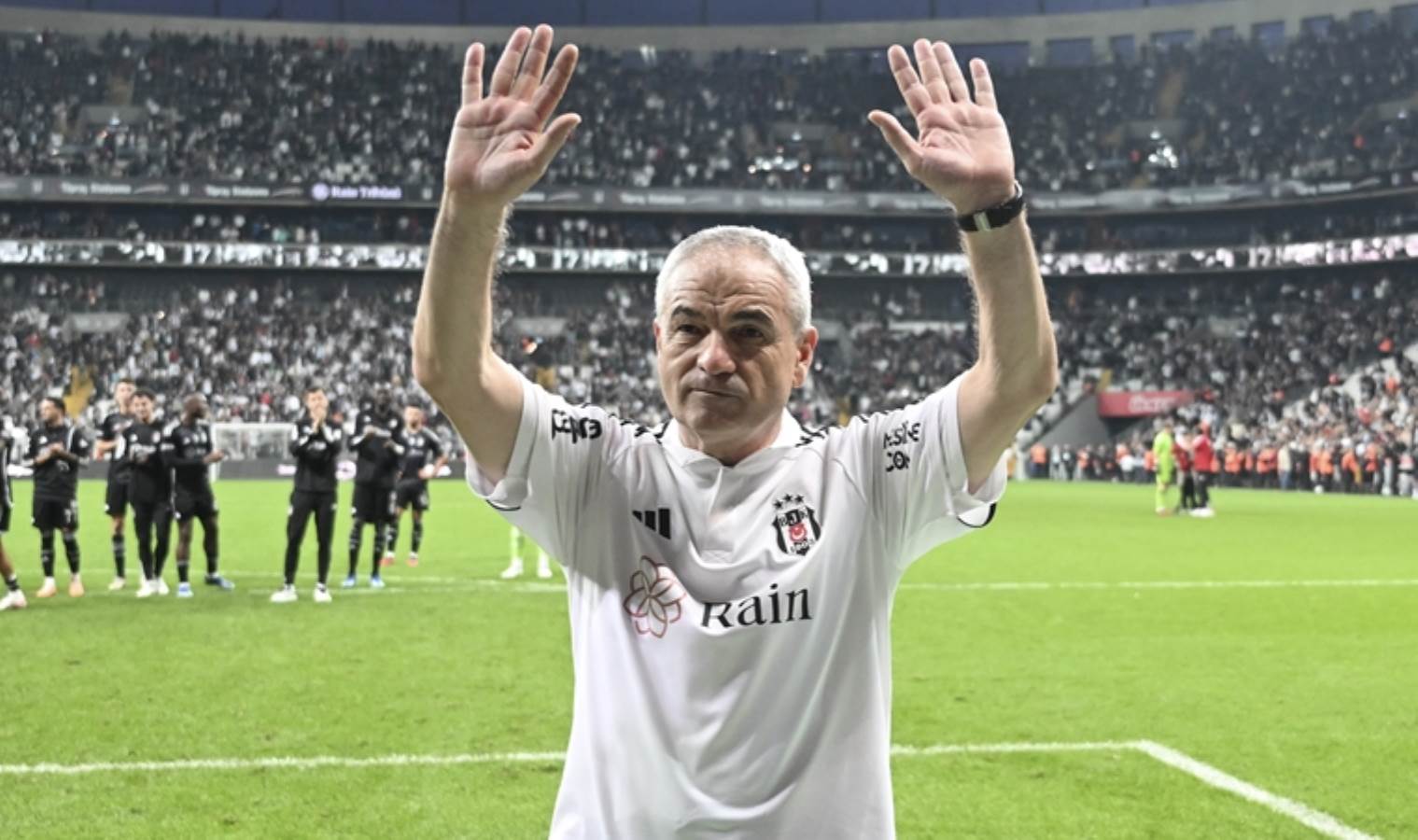 Beşiktaş'tan istifa etmişti: Burak Yılmaz'dan Vincent Aboubakar tepkisi!