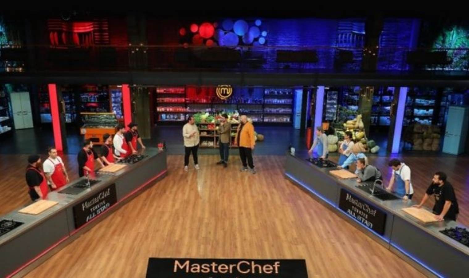 Masterchef'te Öğretmenler Günü'ne özel bölüm... Konuklar yarışmacıları şaşırttı!