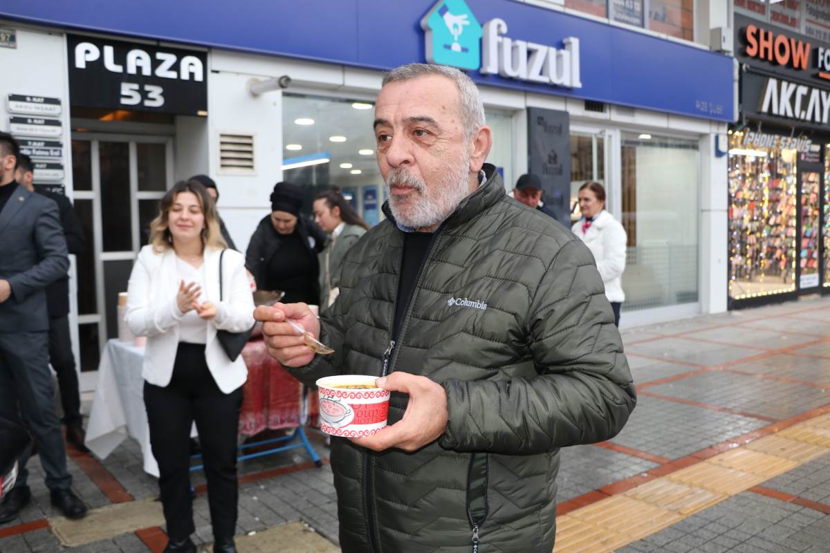 'Dünyanın en kötü 100 yemeği' arasında gösterilmişti: Rize Ülkü Ocakları'ndan 'karalahana çorbası' tepkisi