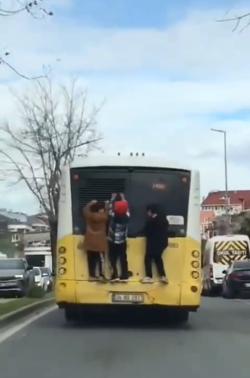 Üsküdar ve Sancaktepe'de çocukların tehlikeli yolculuğu