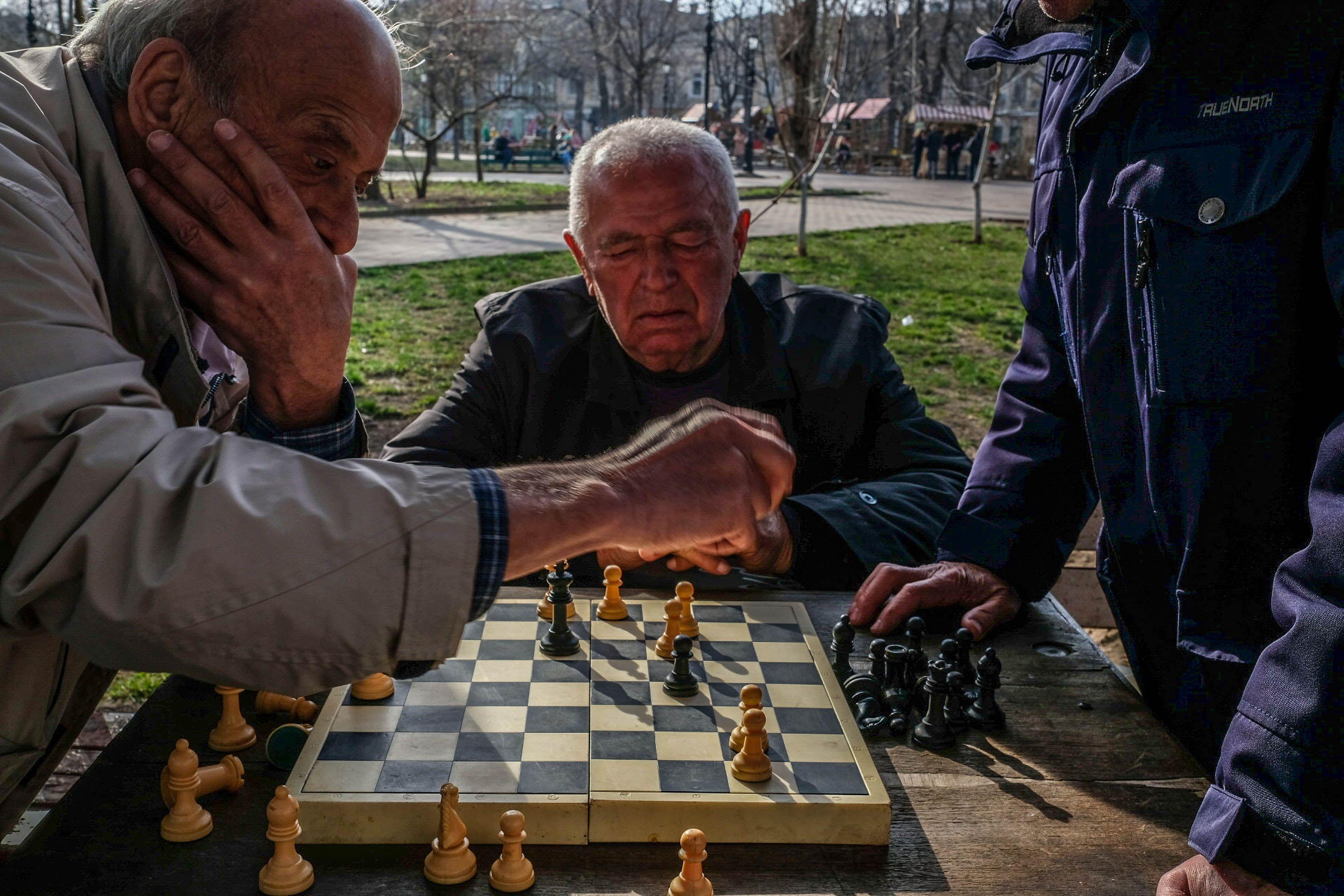 100 yaşını geçen sağlıklı kişilerde görülen sekiz ortak özellik