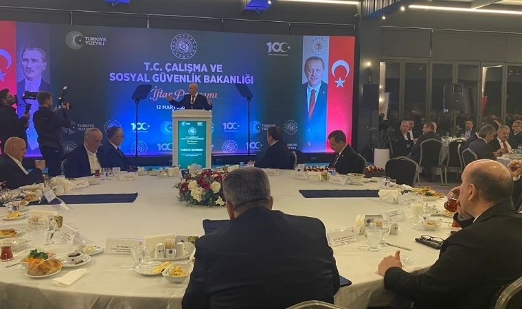 Ankara'da Bakanlık iftar düzenledi, Altınok işçilerden oy istedi