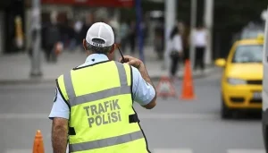Antalya'da meydana gelen otel servis midibüsü kazasında sürücü Uğur Efe'nin hayatını kaybetti