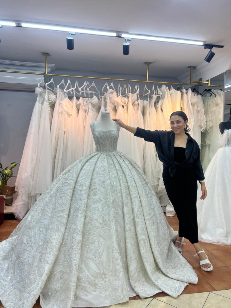 Şehriban Baykuşak Wedding Dresses: Birebir Çalışma ile Hayalinizdeki Gelinlik