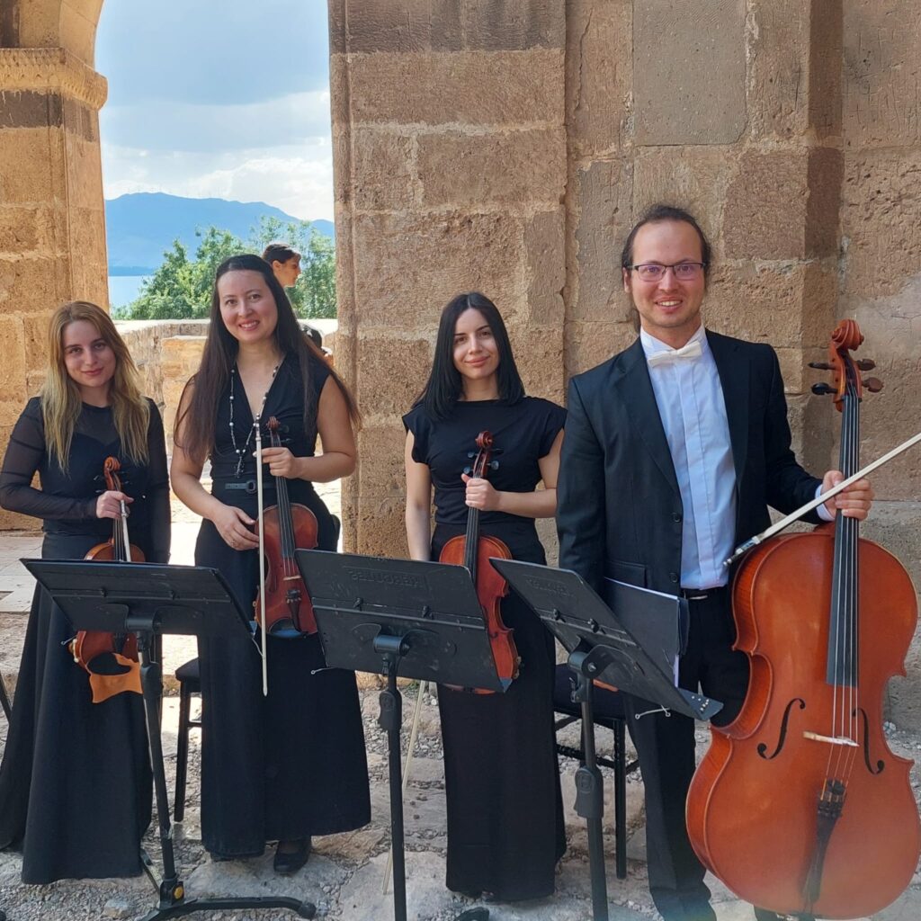 Gordion Oda Orkestrası: İstanbul’un Müzik Rüzgârı